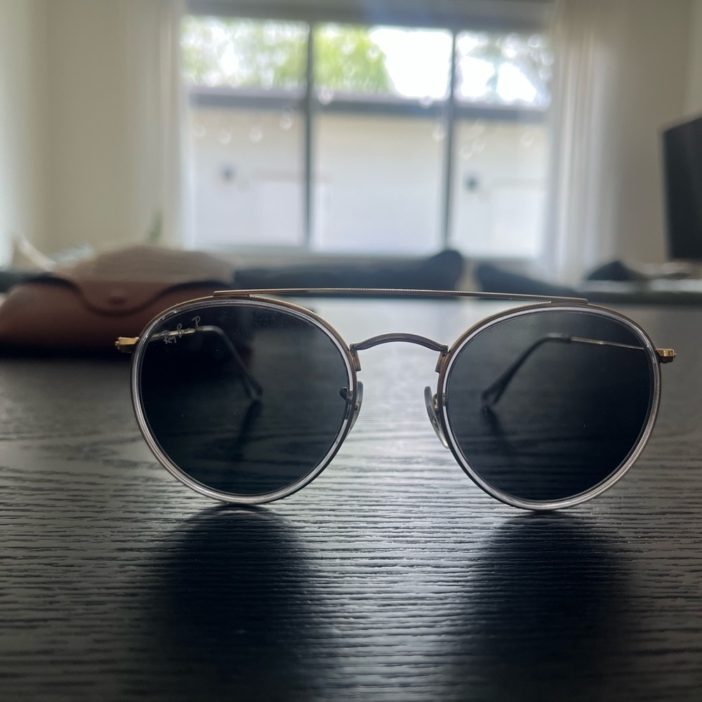 Ray-Ban Gold Sunglasses with Case - Picture 2 of 3